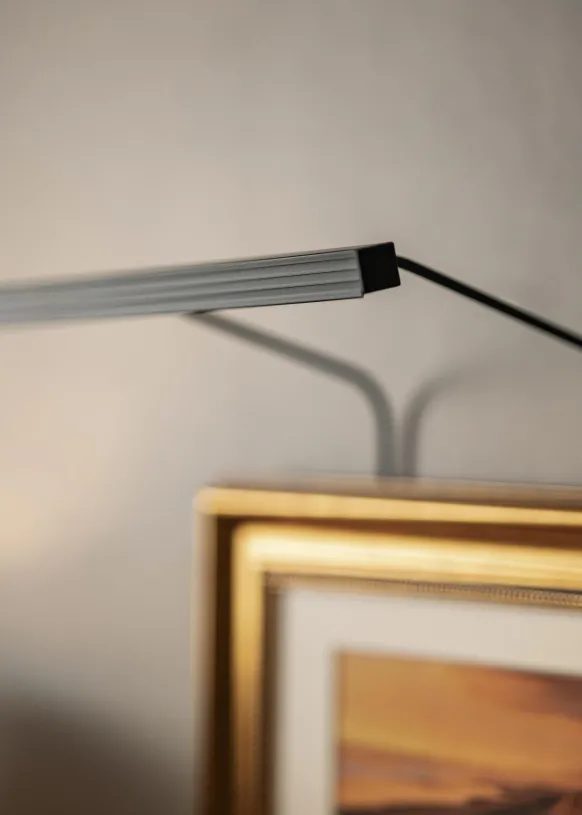 BLP 117 tavelbelysning 25 cm - Svart