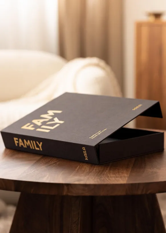 KAILA FAMILY Black - Coffee Table Photo Album (60 Svarta Sidor / 30 Blad)