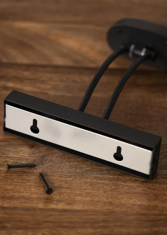 KAILA Gleam Batteridriven Tavelbelysning 32 cm - Svart