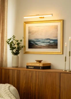 KAILA Glow Batteridriven Tavelbelysning 55 cm - Guld