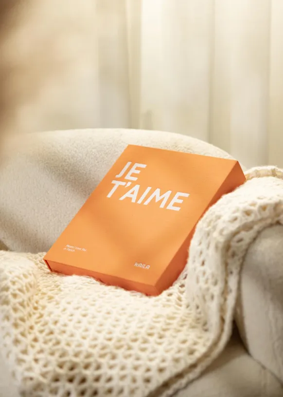 KAILA JE T'AIME - Coffee Table Photo Album (60 Svarta Sidor / 30 Blad)