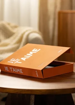 KAILA JE T'AIME - Coffee Table Photo Album (60 Svarta Sidor / 30 Blad)