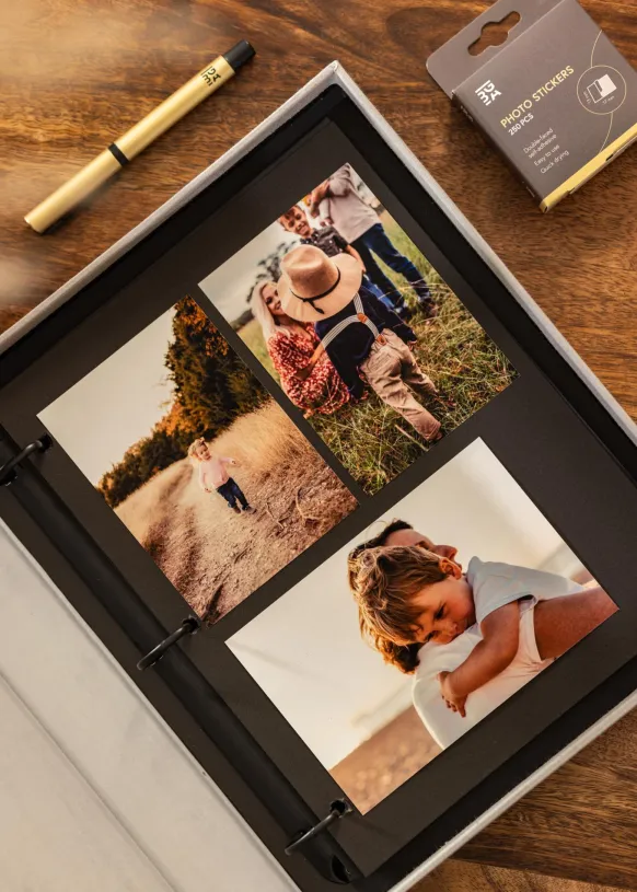 KAILA MEMORIES Grey - Coffee Table Photo Album (60 Svarta Sidor / 30 Blad)