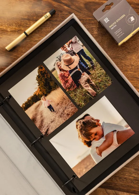 KAILA MEMORIES Grey/White - Coffee Table Photo Album (60 Svarta Sidor / 30 Blad)