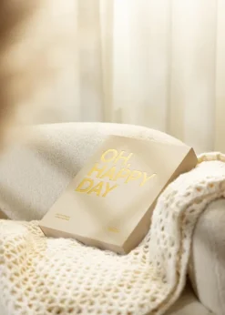 KAILA OH HAPPY DAY Creme - Coffee Table Photo Album (60 Svarta Sidor)