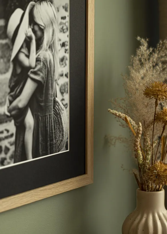Passepartout Svart Standard (Vit kärna) 70x100 cm (61x92)