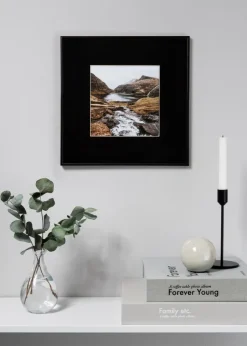Passepartout XL Svart (Vit kärna) 50x50 cm (29x29)