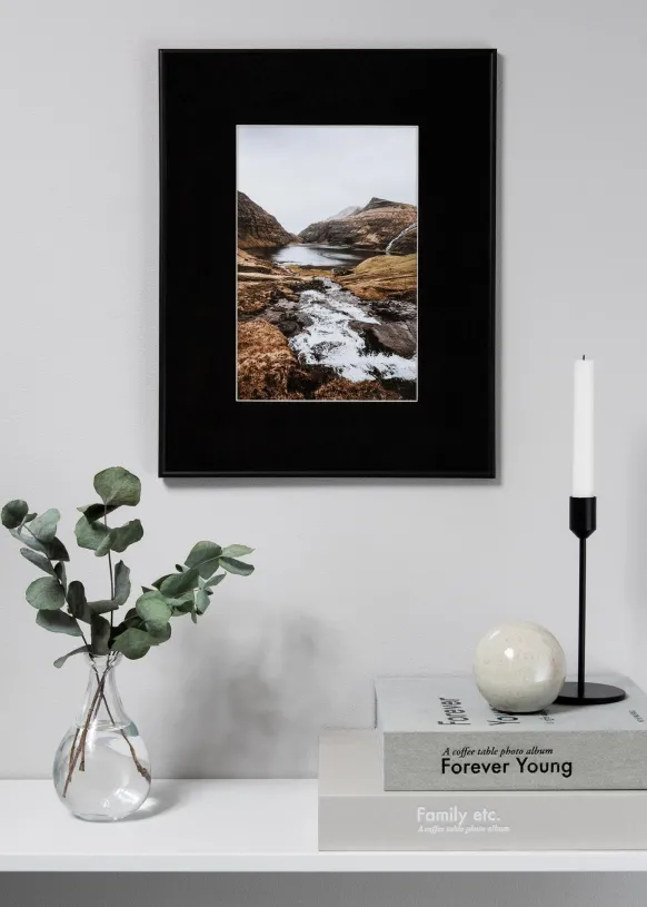 Passepartout XL Svart (Vit kärna) 40x50 cm (19x29)