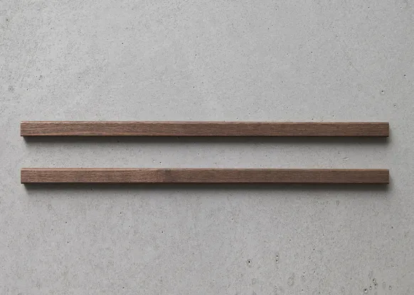 Posterhängare ChiCura Mörk Ask - 43 cm