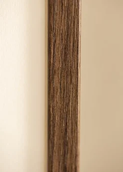 Ram Ares Valnöt 40x50 cm - Passepartout Vit 31,5x40 cm