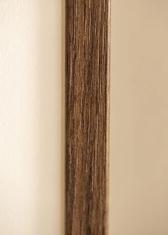 Ram Ares Valnöt 20x30 cm - Passepartout Vit 9x11 cm