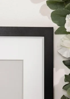 Ram BGA Classic Svart 70x90 cm
