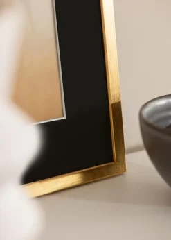 Ram Edsbyn Guld 28x35 cm - Passepartout Svart 8x10 inches