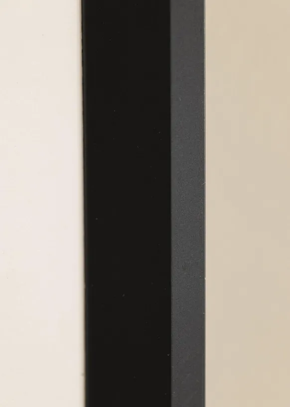 Ram Globe Svart 70x90 cm
