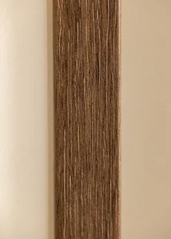 Ram Hermes Valnöt 70x100 cm - Passepartout Vit 62x85 cm
