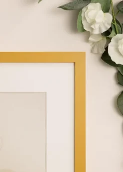 Ram Selection Pineapple Yellow 42x59.4 cm (A2)