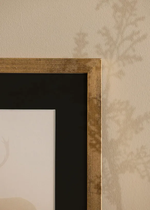 Ram Stilren Guld 40x60 cm - Passepartout Svart 32,9x48,3 cm (A3+)