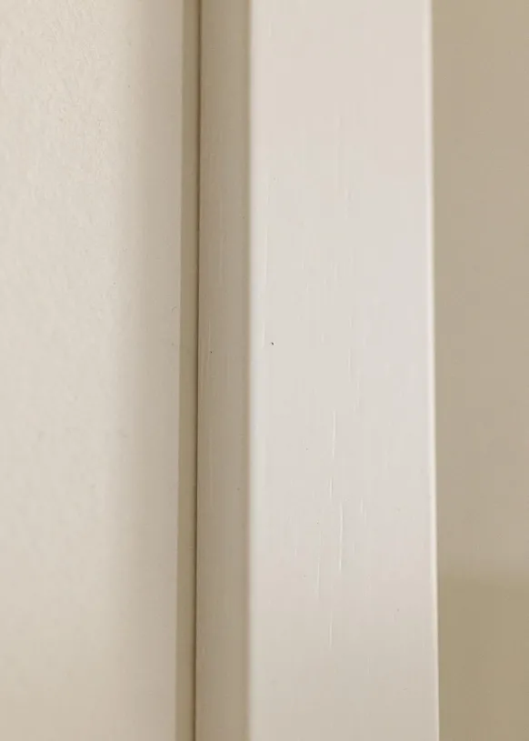 Ram White Wood 56x71 cm