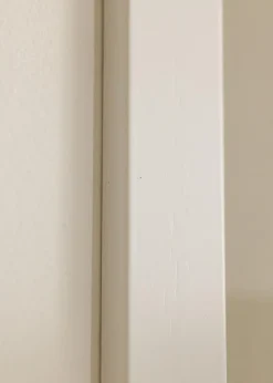 Ram White Wood 65x80 cm