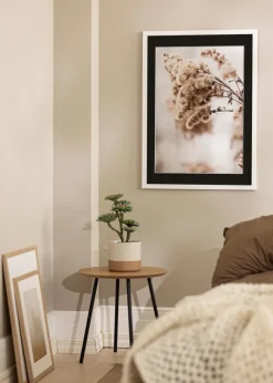 Ram White Wood 70x90 cm - Passepartout Svart 60x80 cm