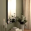 Spegel Organic Domed Svart 53x80 cm
